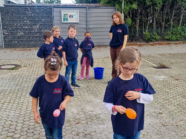Wasserbomben1